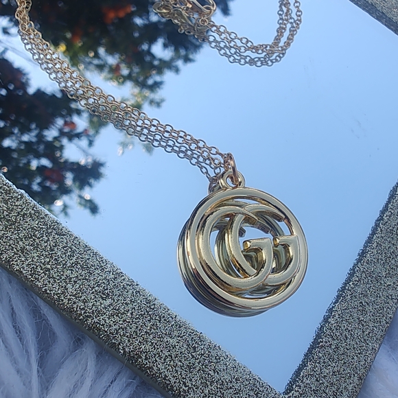 Authentic Gucci Charm - Picture 1 of 2